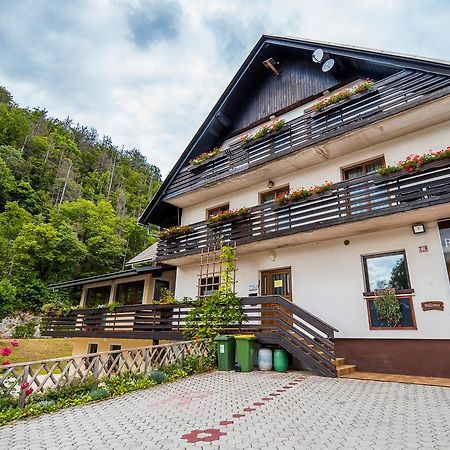 Bed & Breakfast Hisa Resje Bohinj Luaran gambar