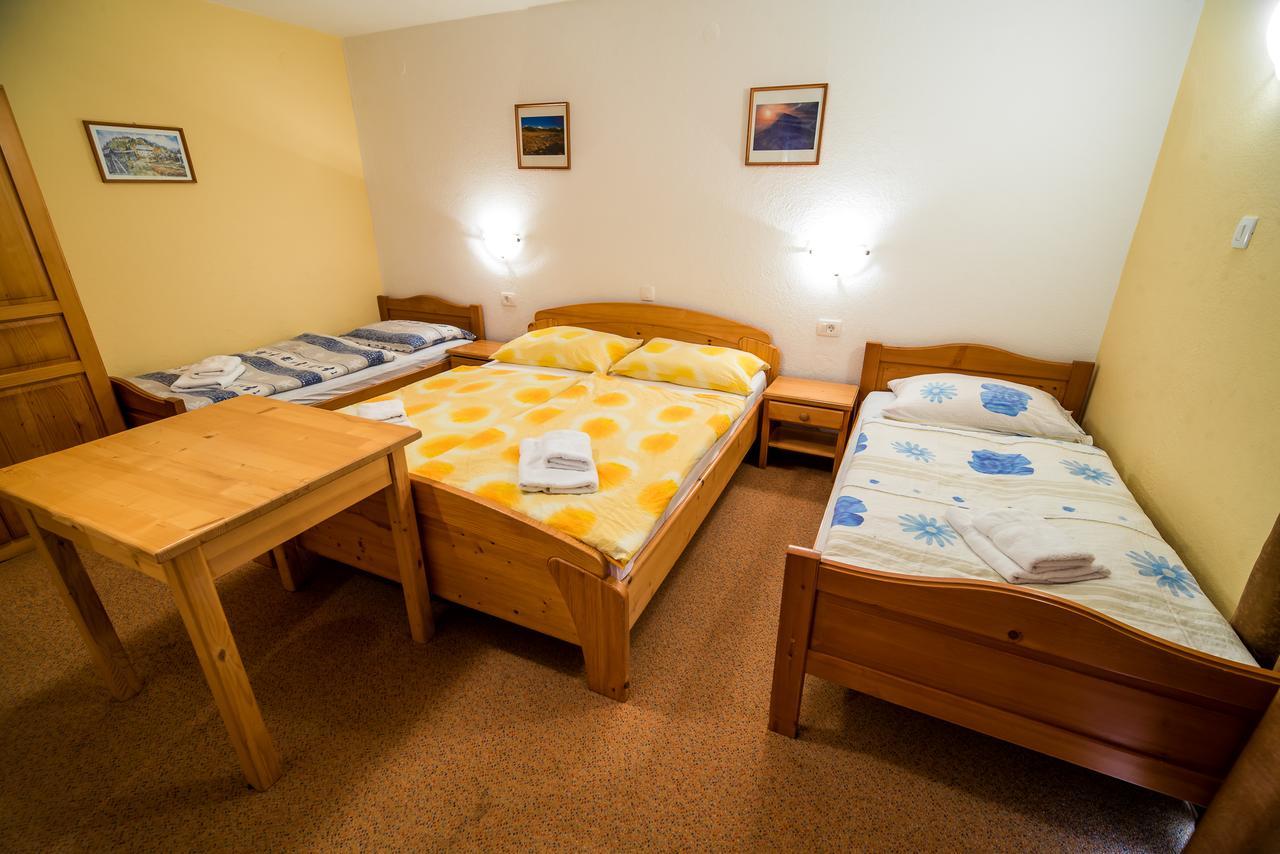 Bed & Breakfast Hisa Resje Bohinj Bilik gambar