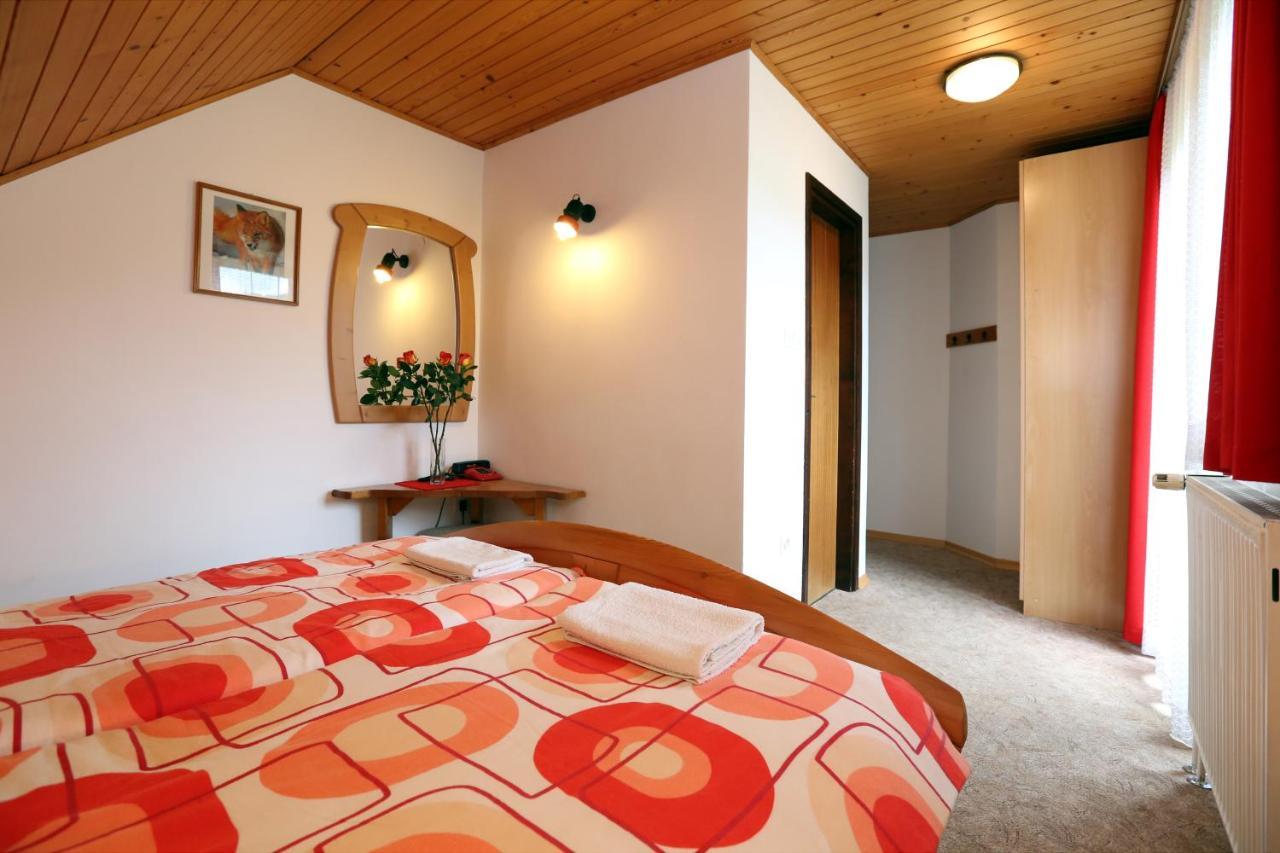 Bed & Breakfast Hisa Resje Bohinj Bilik gambar